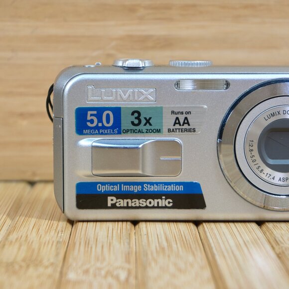 Panasonic Lumix DMC-LS2 5MP Digital Camera, with 3X Optical Zoom - Picture 2 of 9